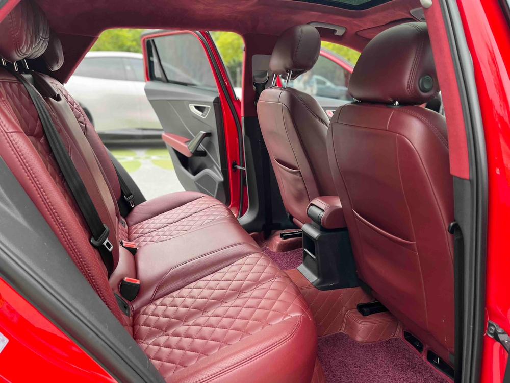 Audi Audi Q2L