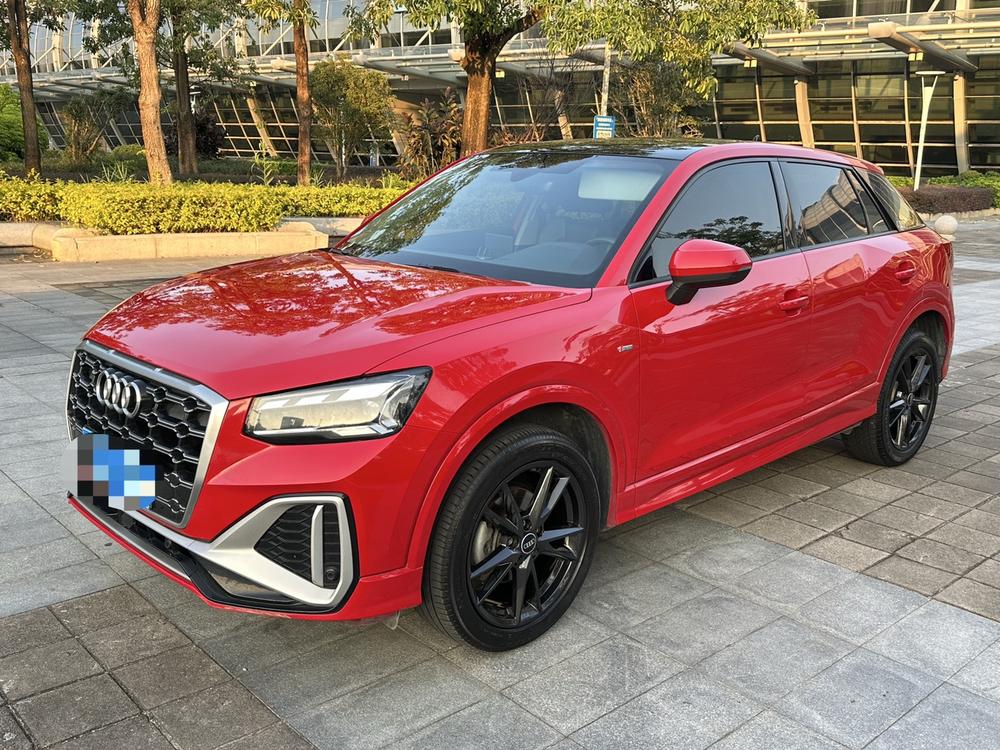 Audi Audi Q2L