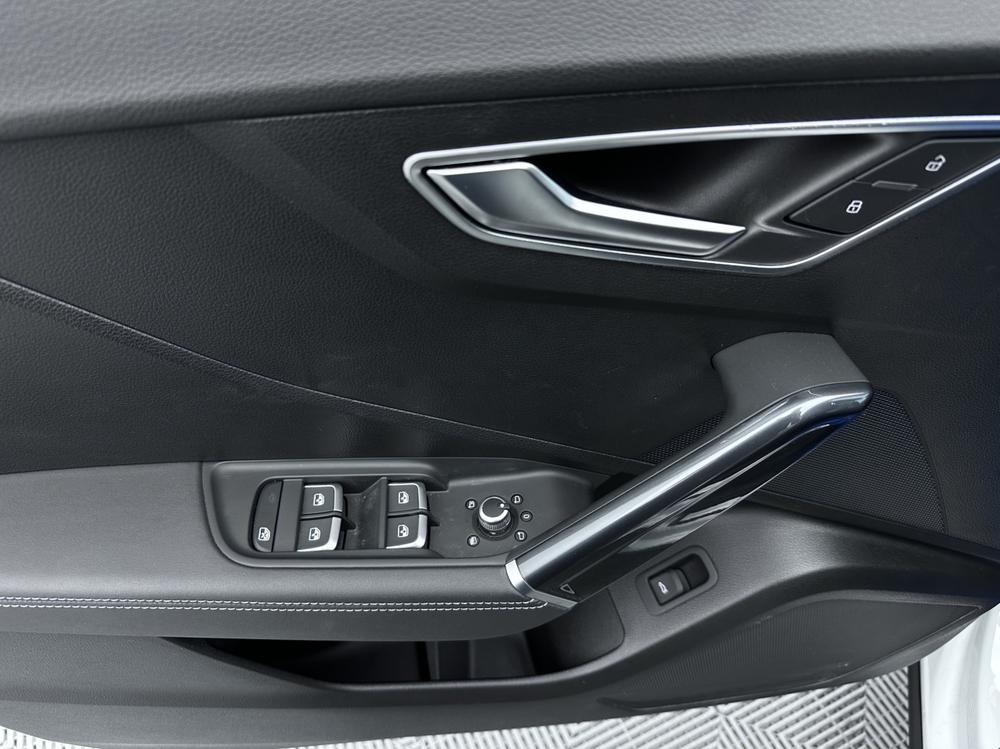 Audi Audi Q2L