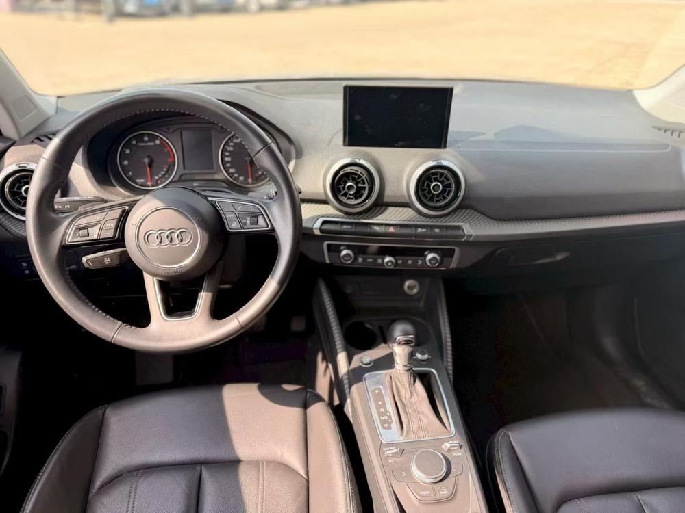 Audi Audi Q2L
