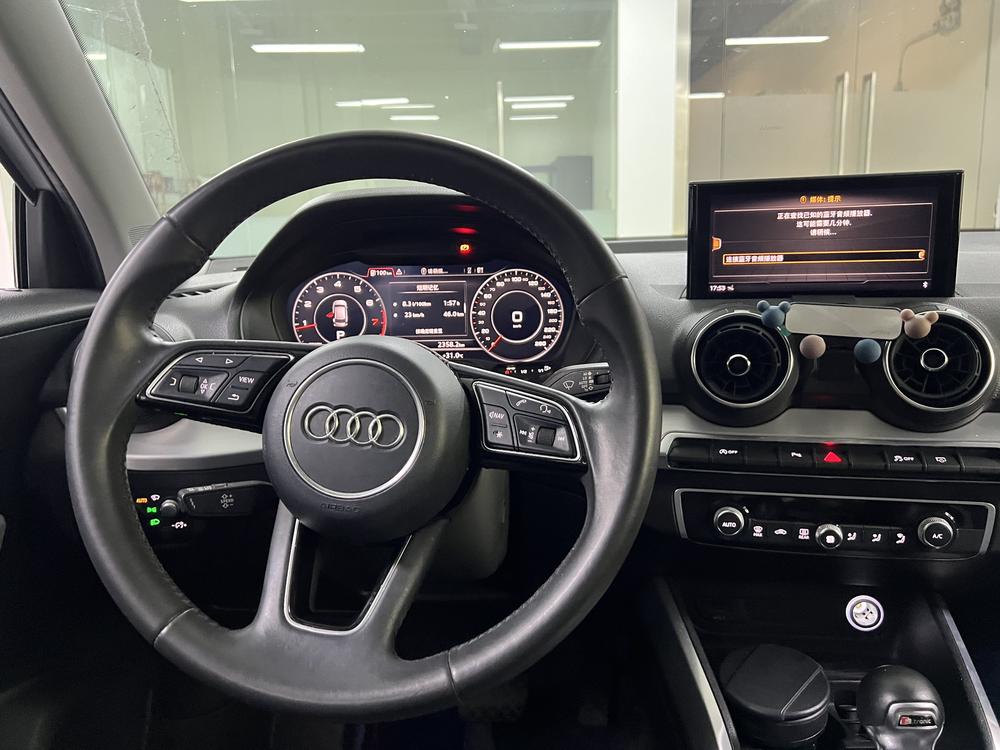 Audi Audi Q2L