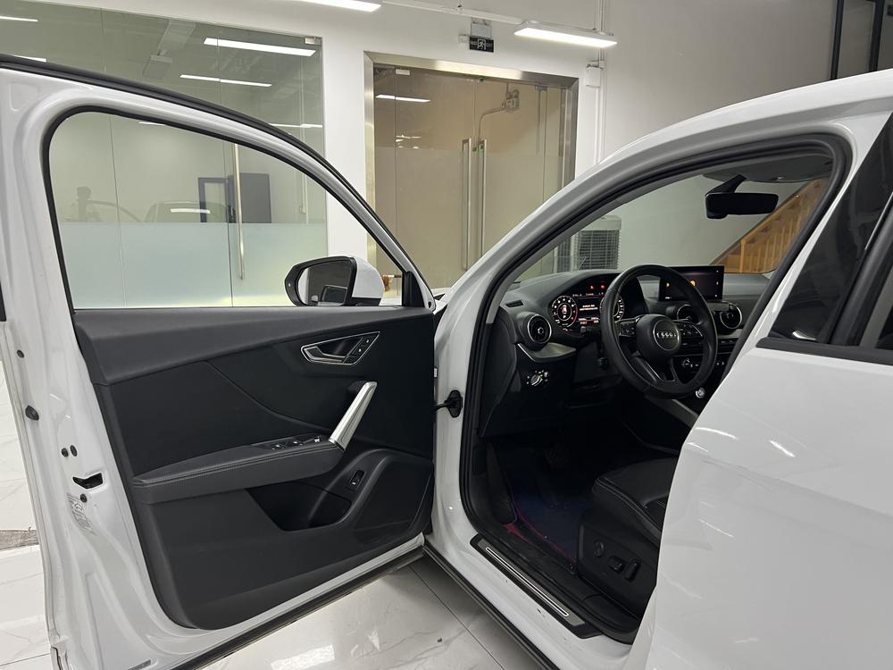 Audi Audi Q2L