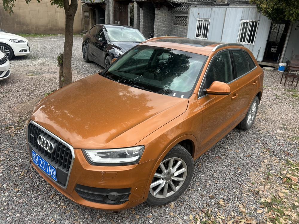 Audi Audi Q3 (Import)
