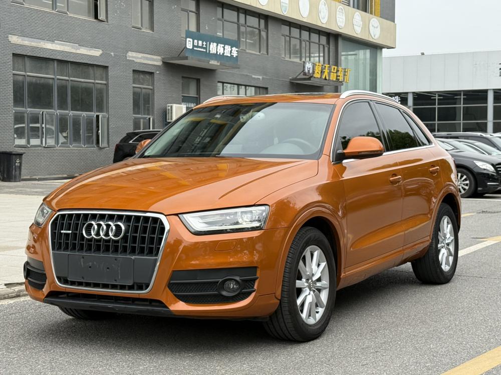 Audi Audi Q3 (Import)
