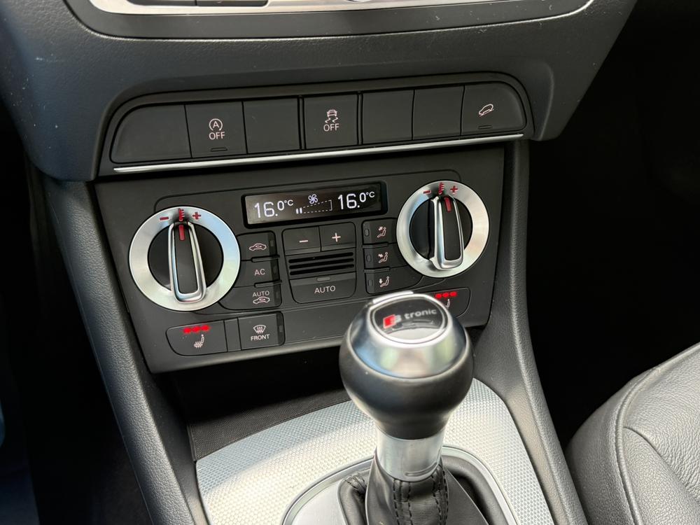 Audi Audi Q3 (Import)