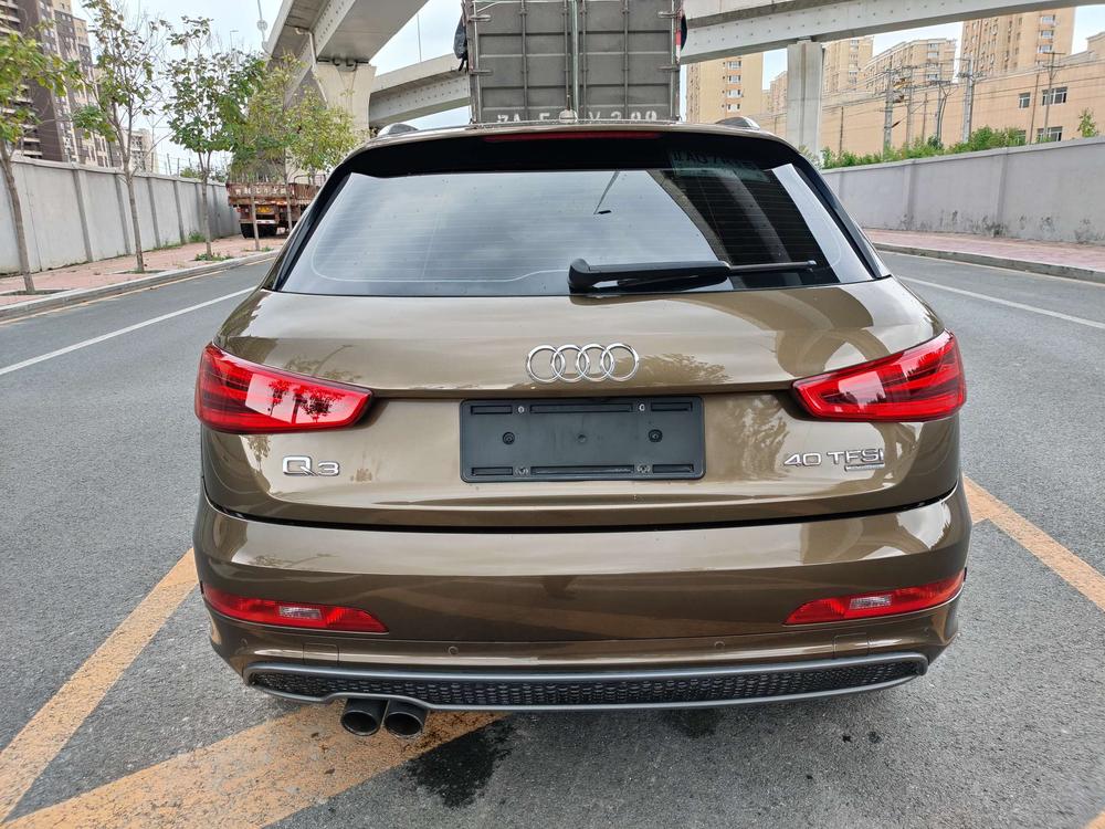 Audi Audi Q3 (Import)