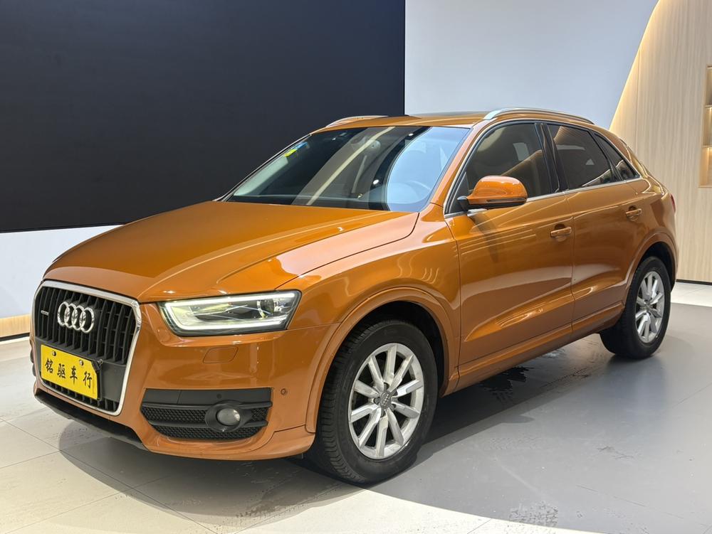 Audi Audi Q3 (Import)