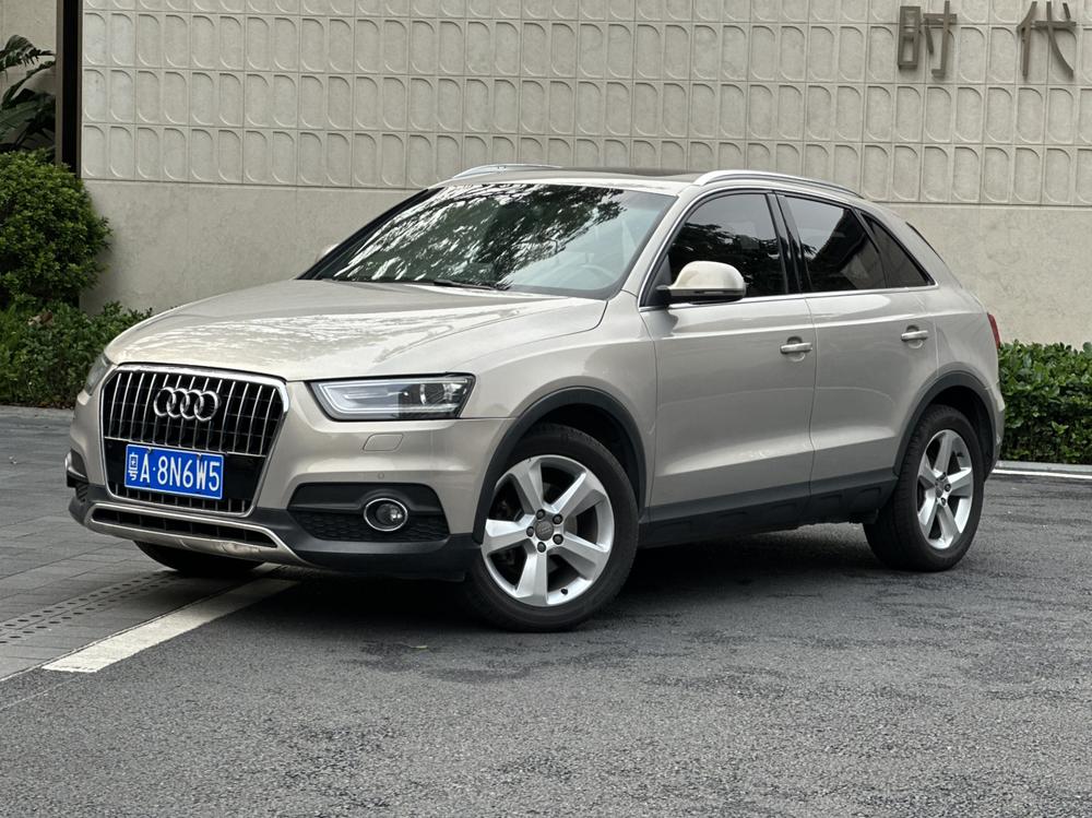 Audi Audi Q3 (Import)