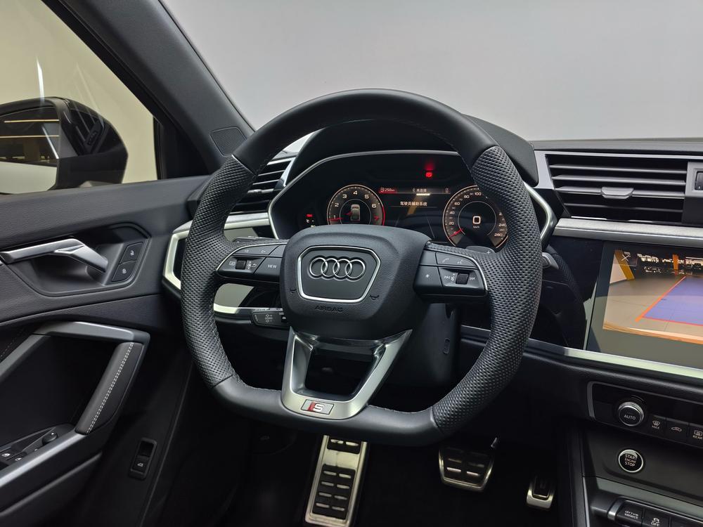 Audi Audi Q3 Sportback