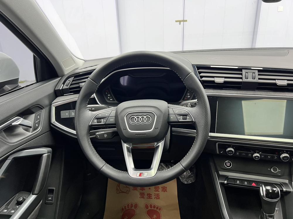 Audi Audi Q3 Sportback