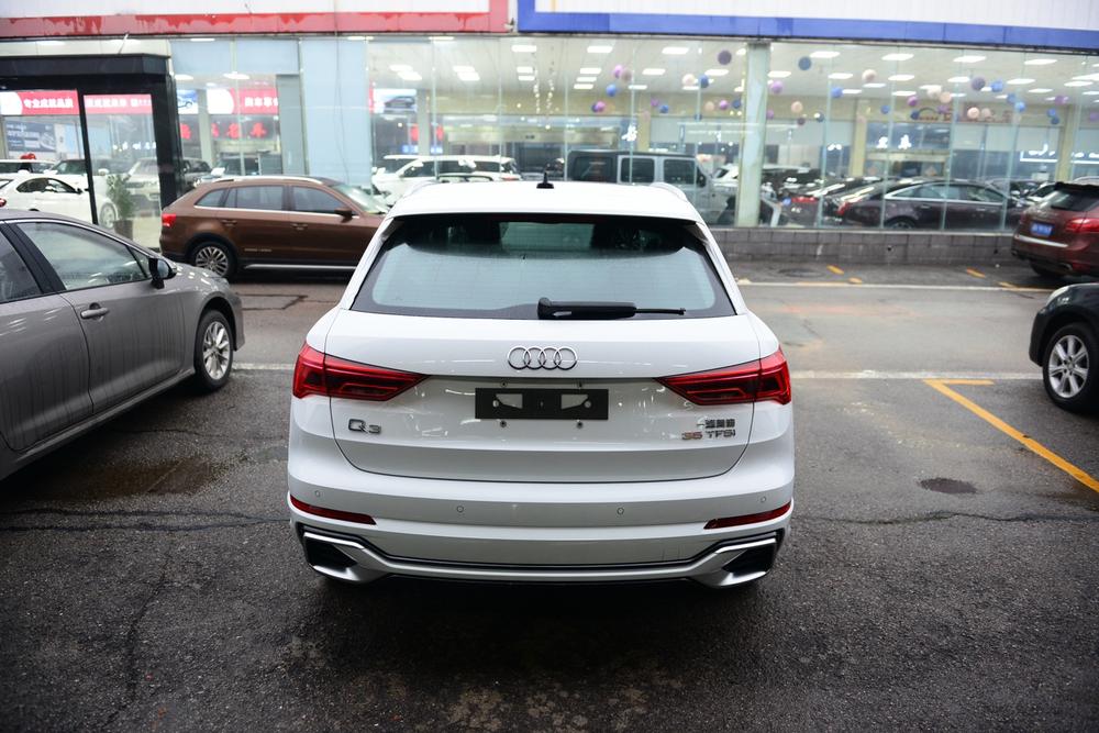 Audi Audi Q3