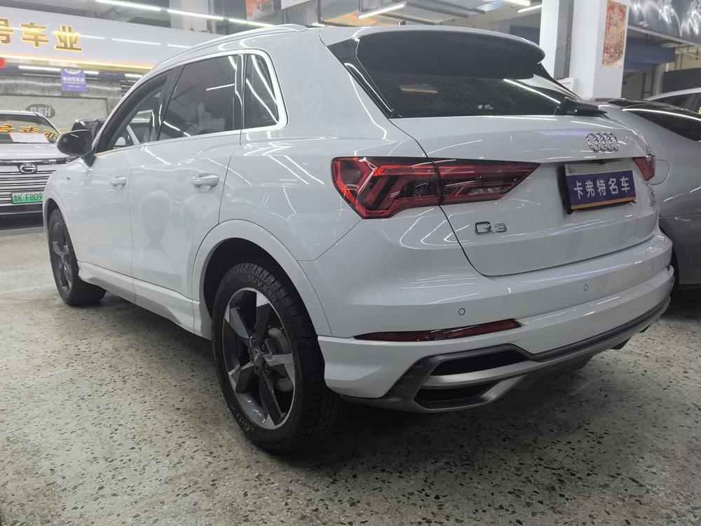 Audi Audi Q3