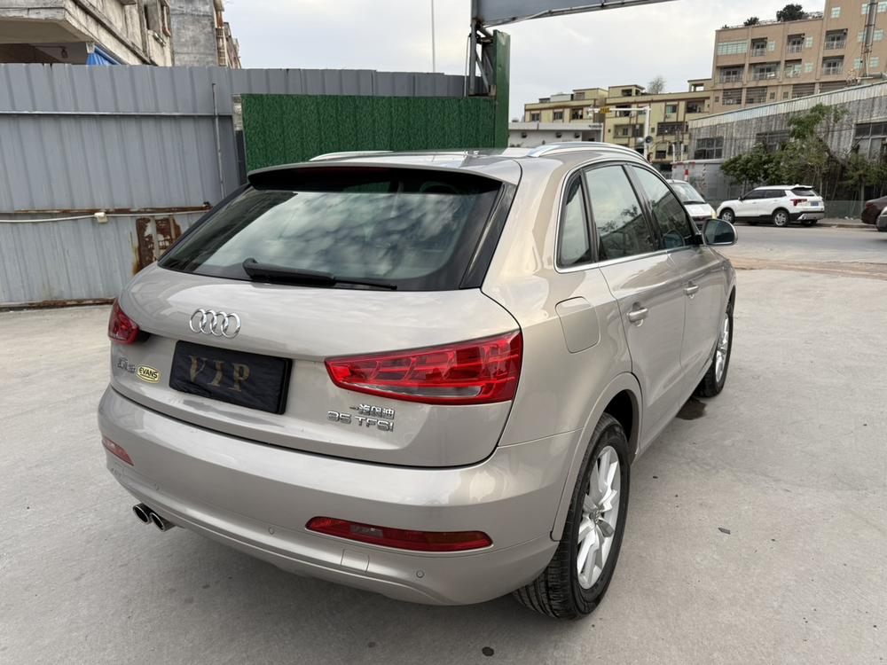 Audi Audi Q3