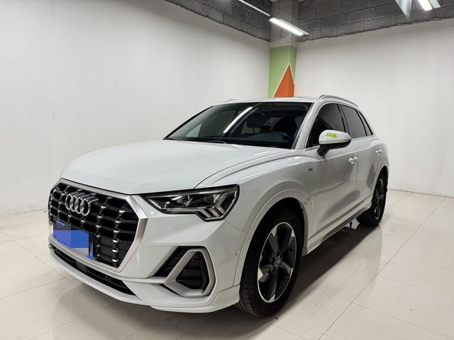 Audi Audi Q3