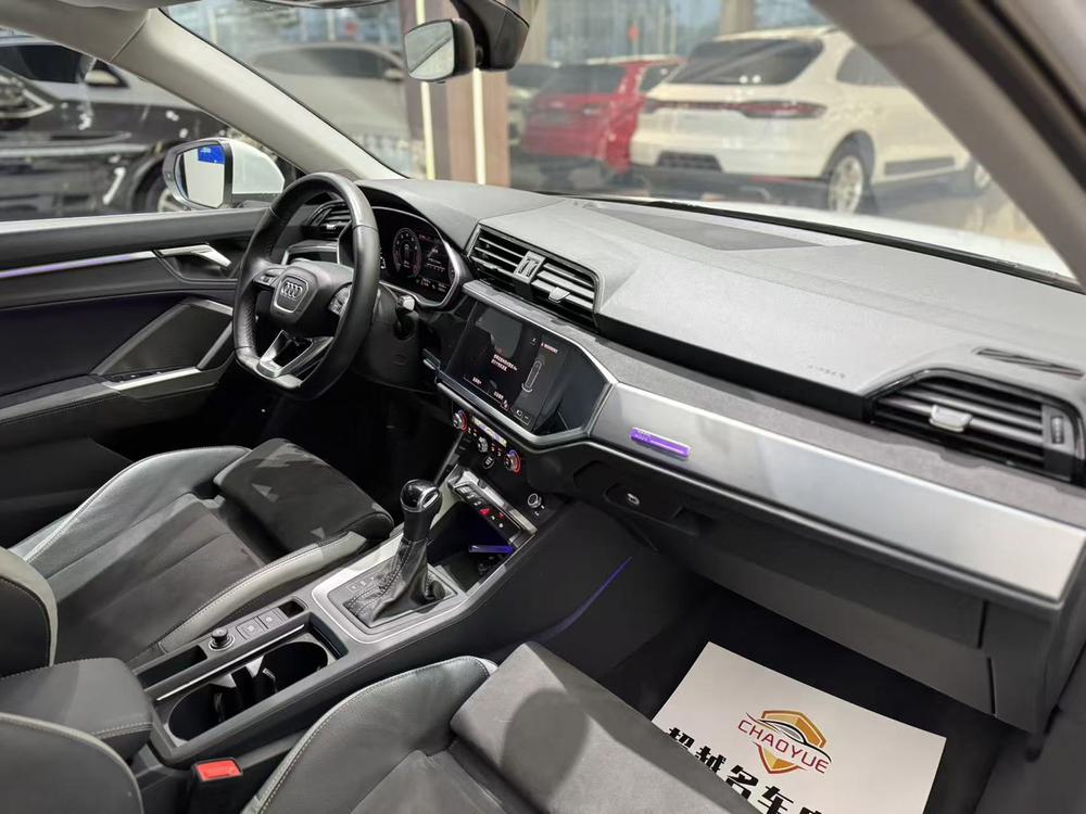 Audi Audi Q3