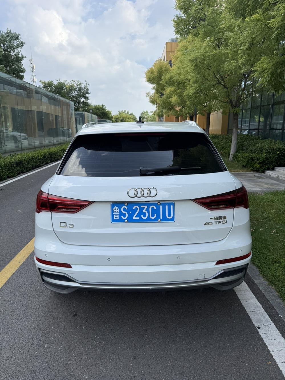 Audi Audi Q3