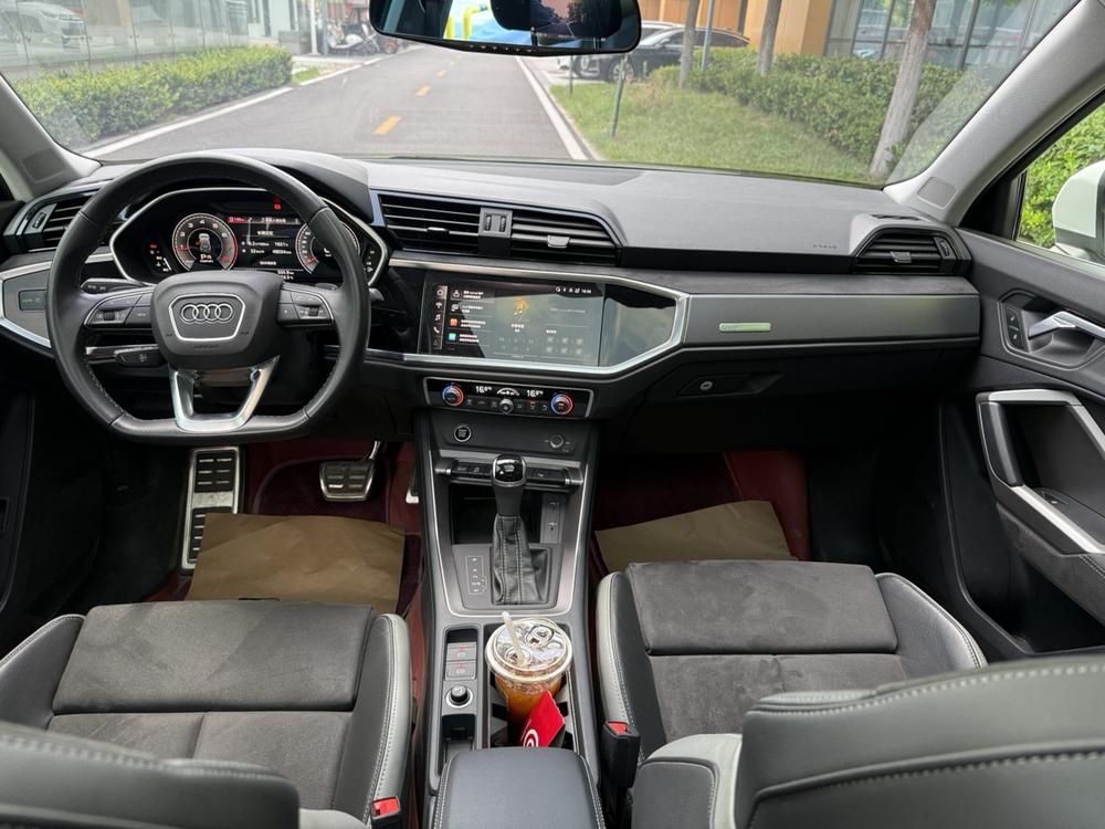 Audi Audi Q3