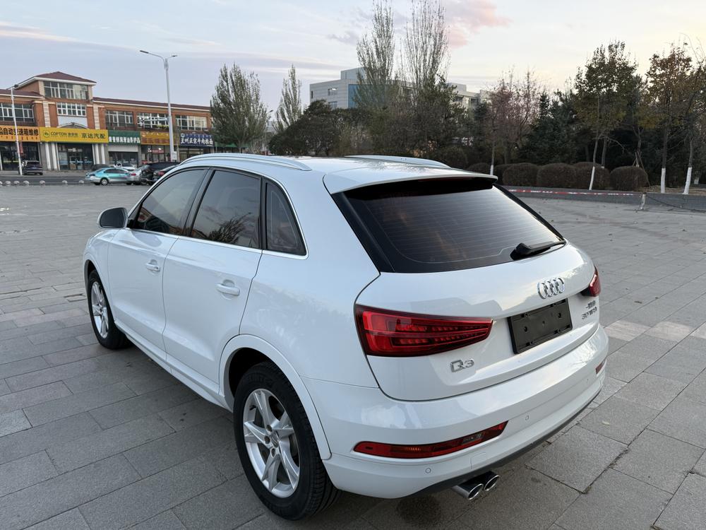 Audi Audi Q3
