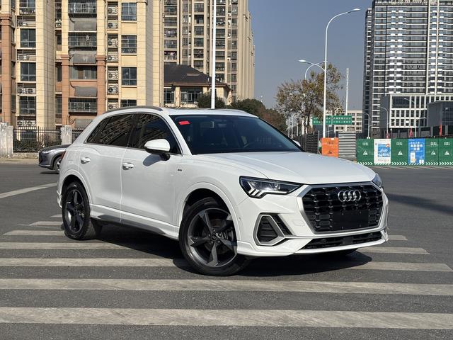 Audi Audi Q3