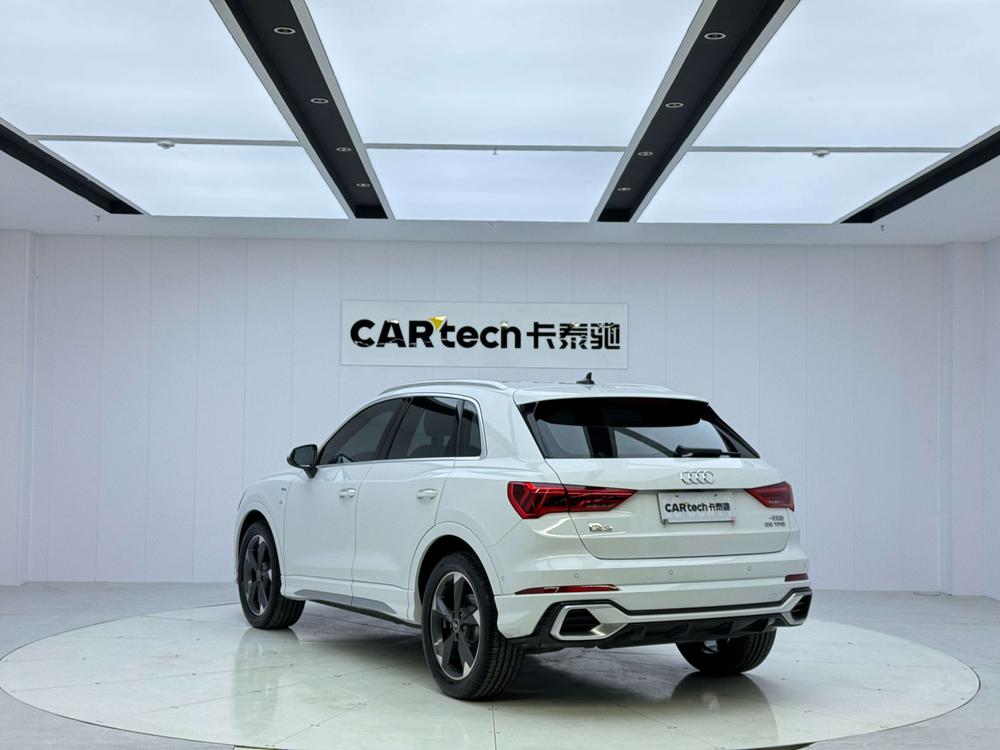 Audi Audi Q3