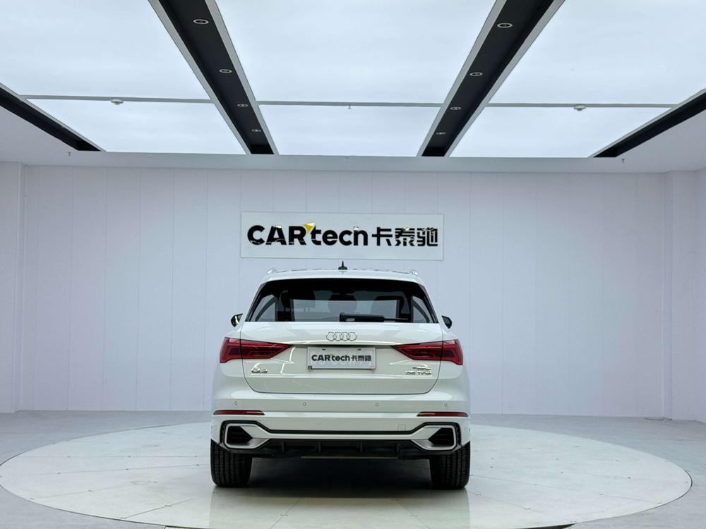 Audi Audi Q3
