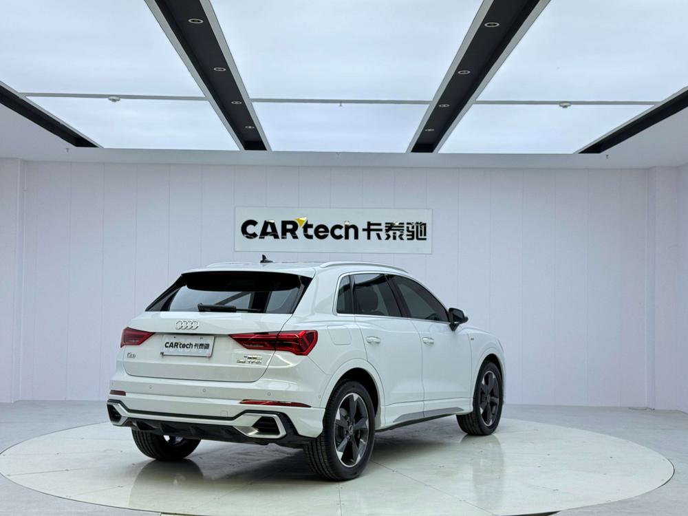 Audi Audi Q3