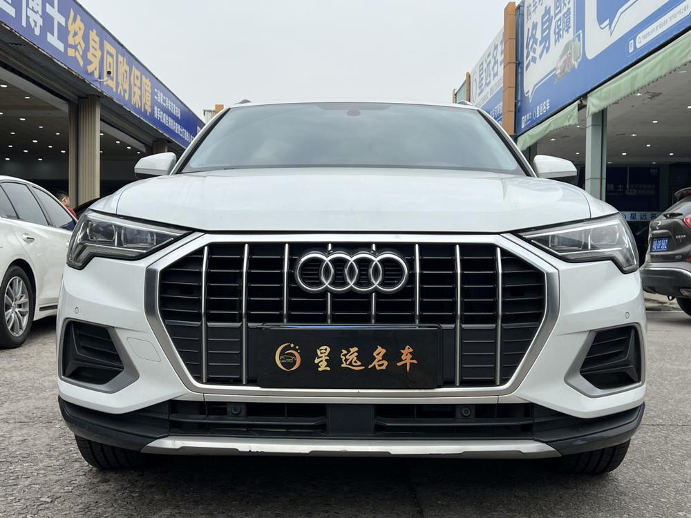 Audi Audi Q3