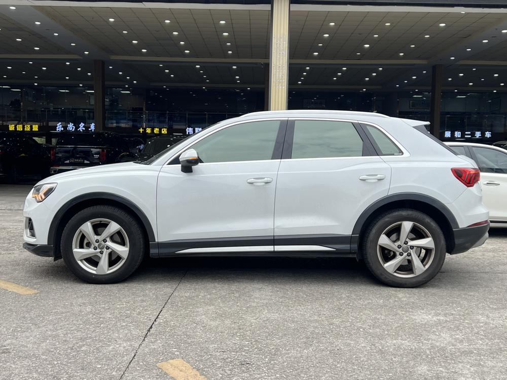Audi Audi Q3