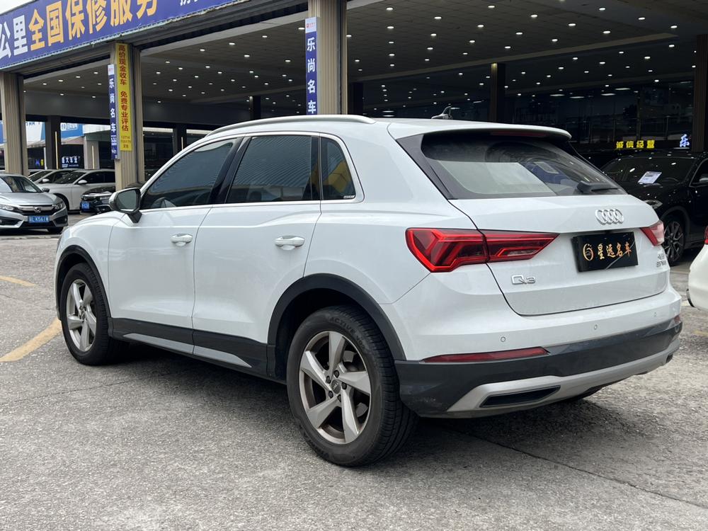 Audi Audi Q3