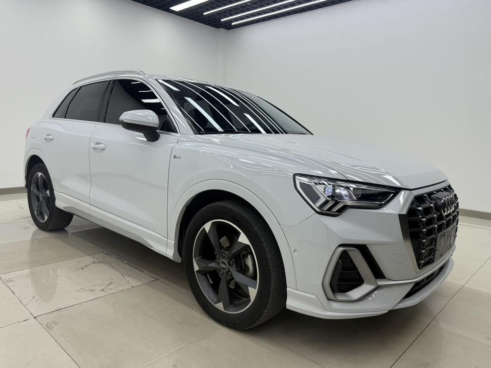 Audi Audi Q3