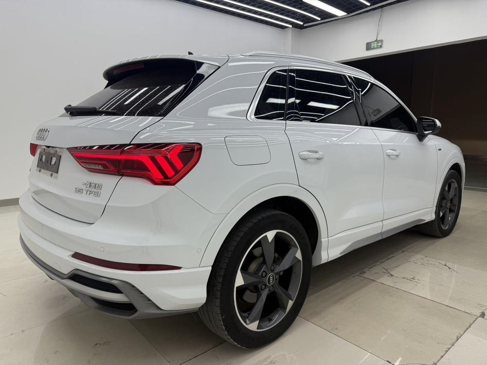 Audi Audi Q3