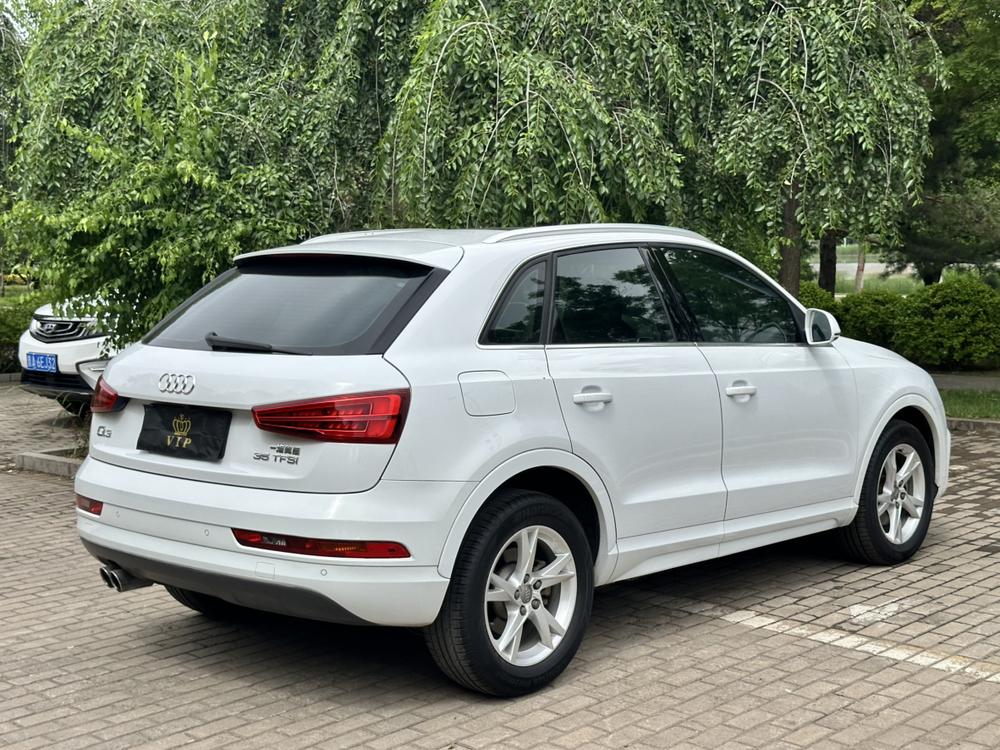 Audi Audi Q3