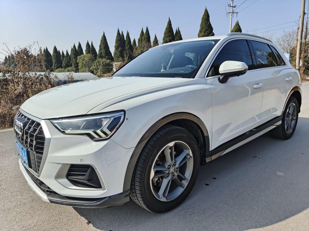 Audi Audi Q3