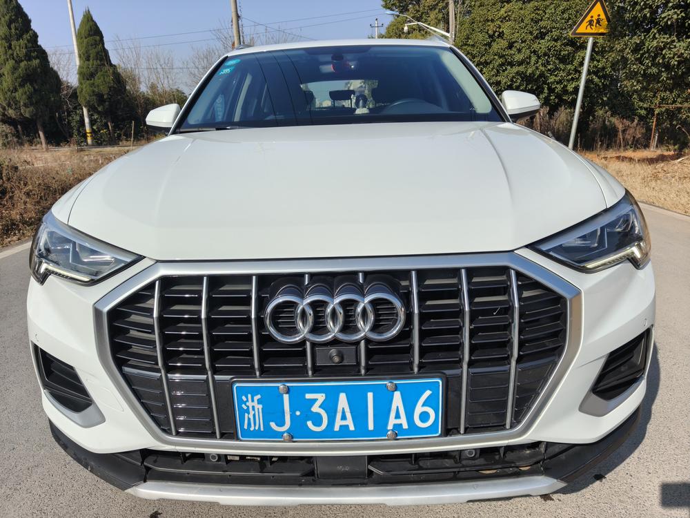 Audi Audi Q3
