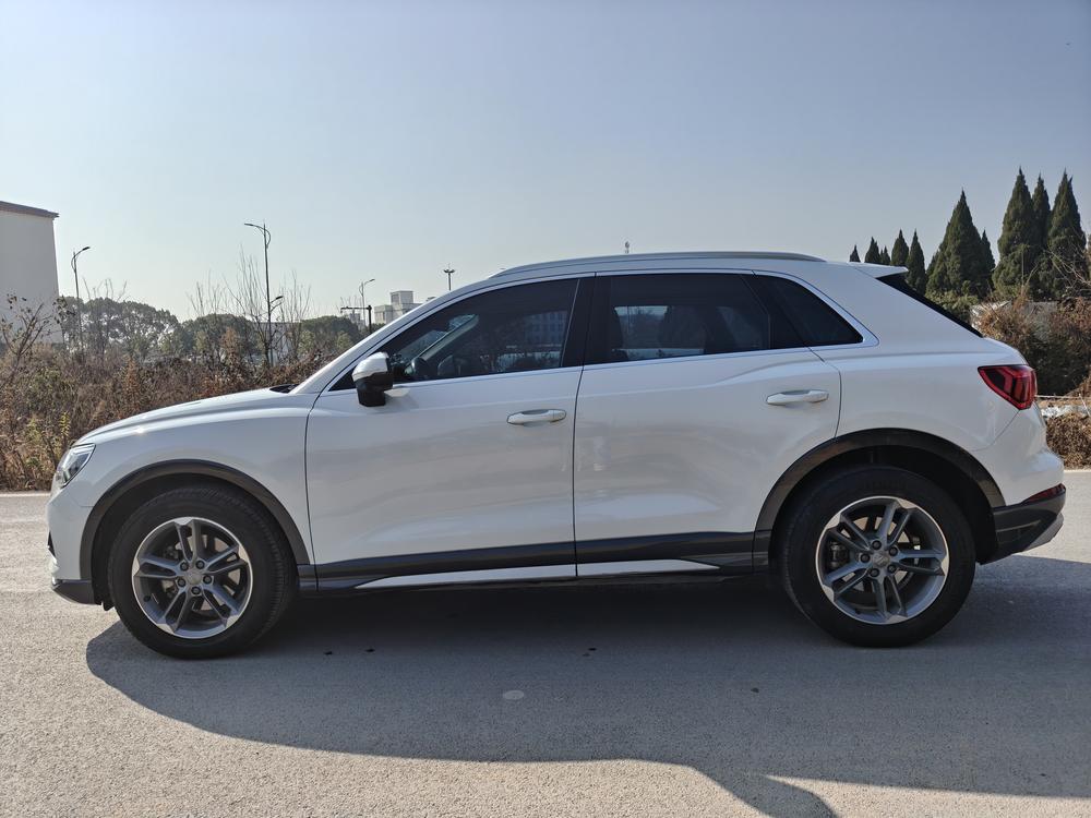 Audi Audi Q3