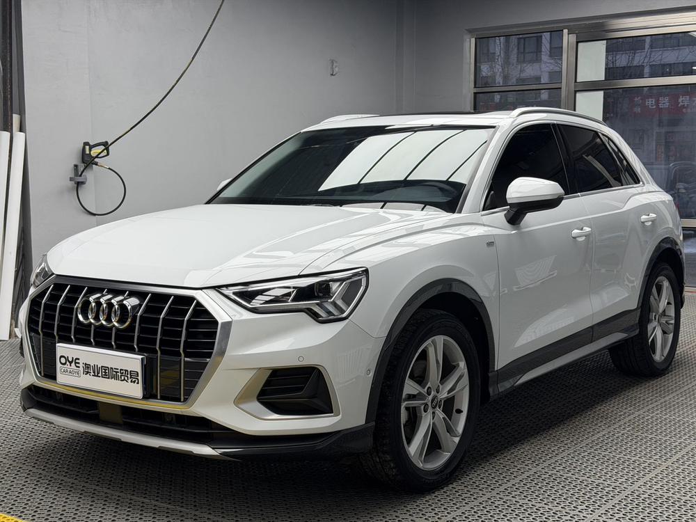 Audi Audi Q3