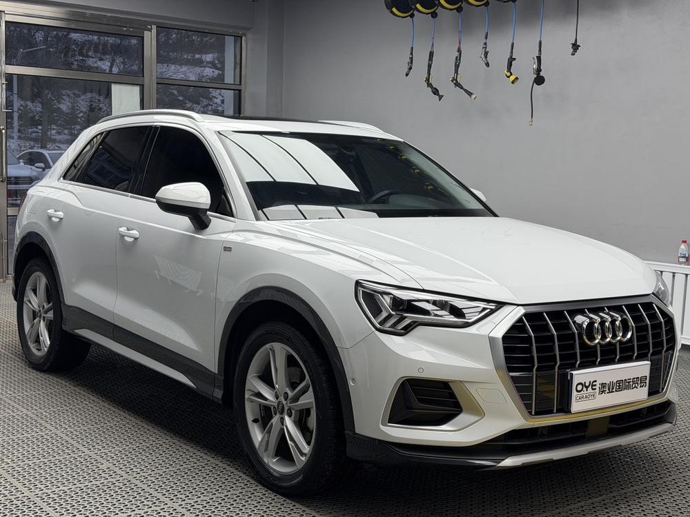 Audi Audi Q3
