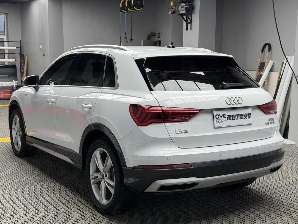 Audi Audi Q3