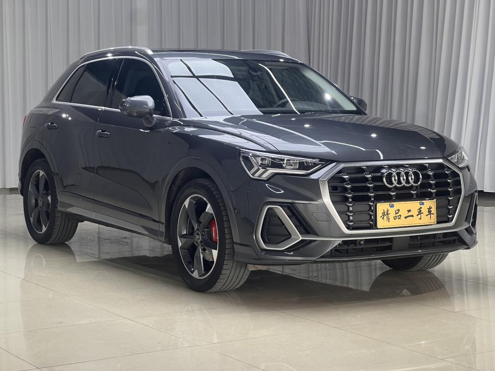 Audi Audi Q3