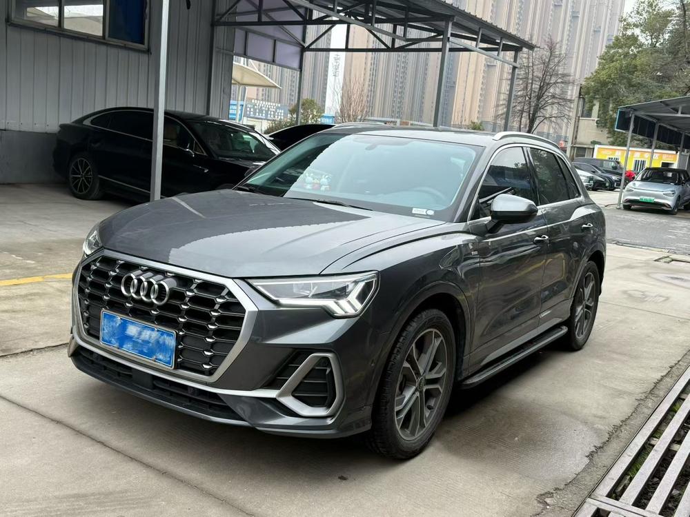 Audi Audi Q3