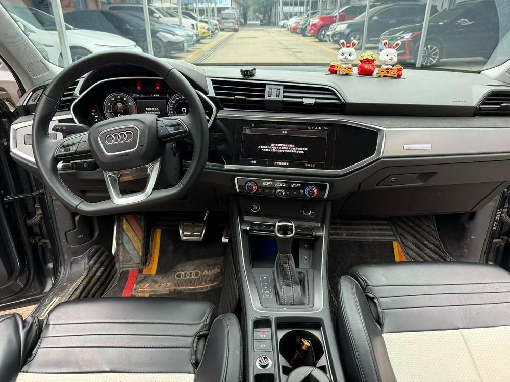 Audi Audi Q3