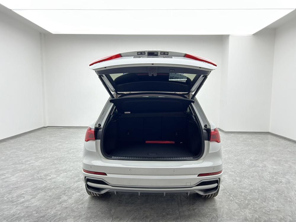 Audi Audi Q3