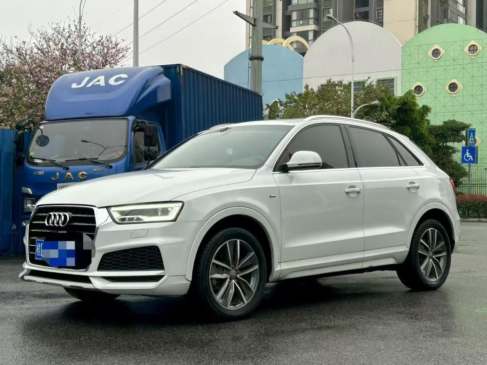 Audi Audi Q3