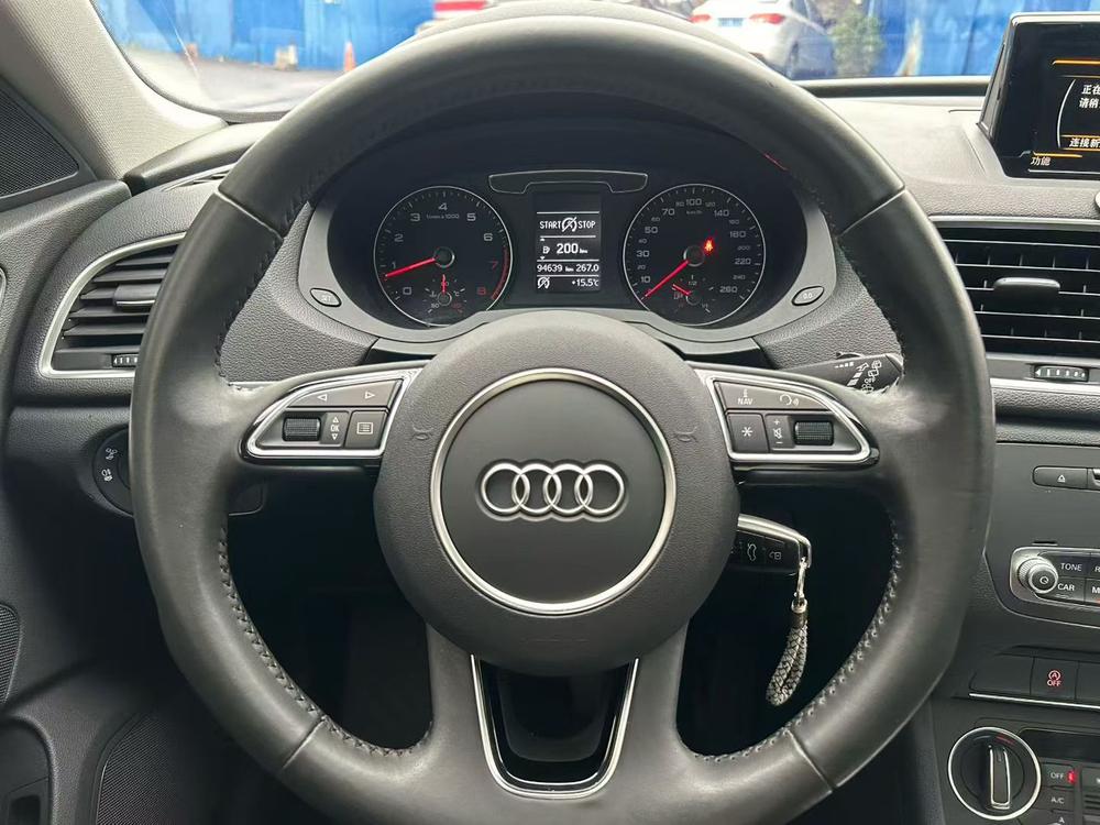Audi Audi Q3