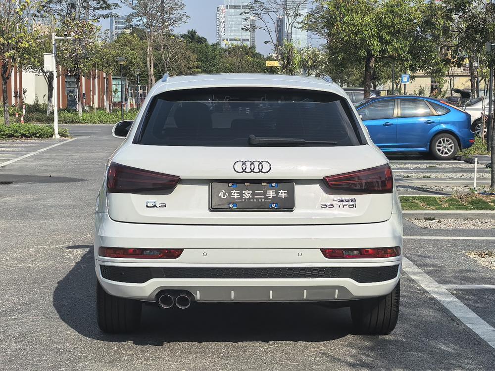 Audi Audi Q3