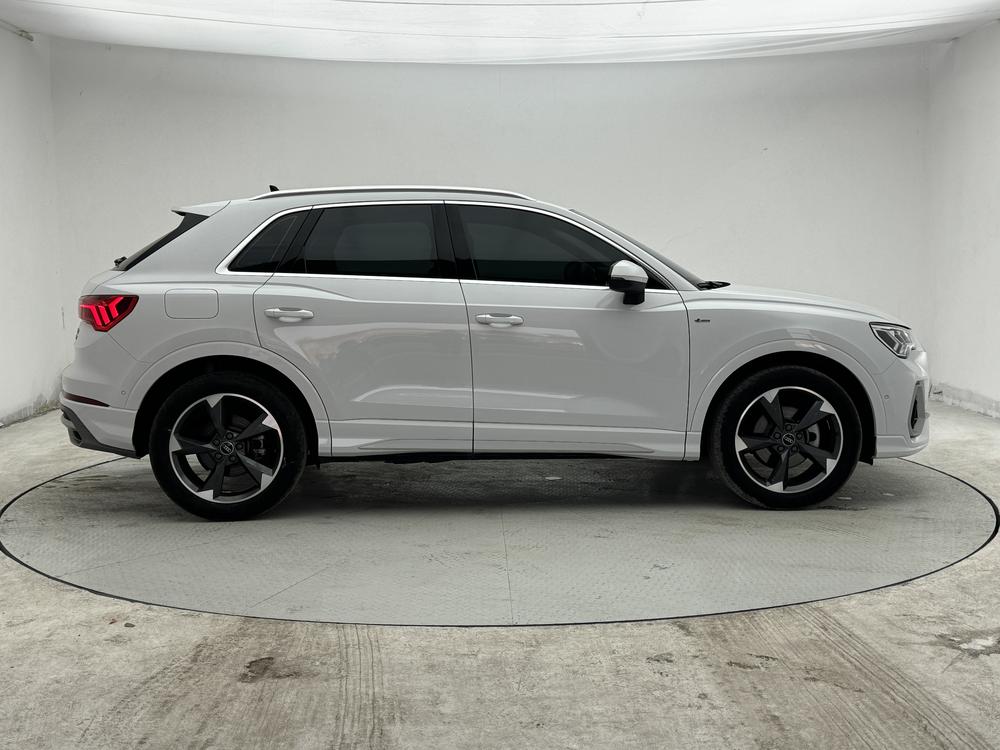 Audi Audi Q3