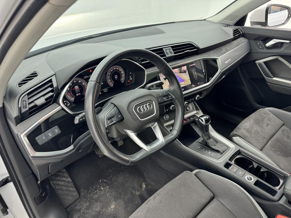 Audi Audi Q3