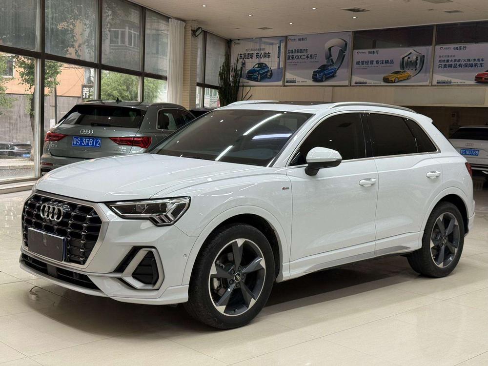 Audi Audi Q3
