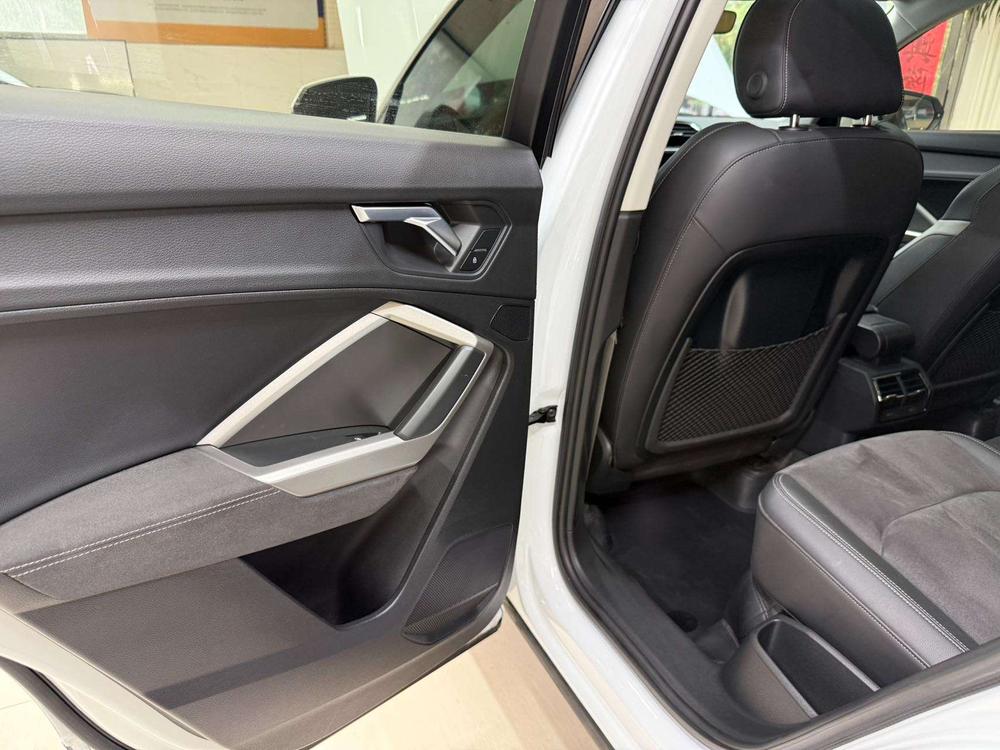 Audi Audi Q3
