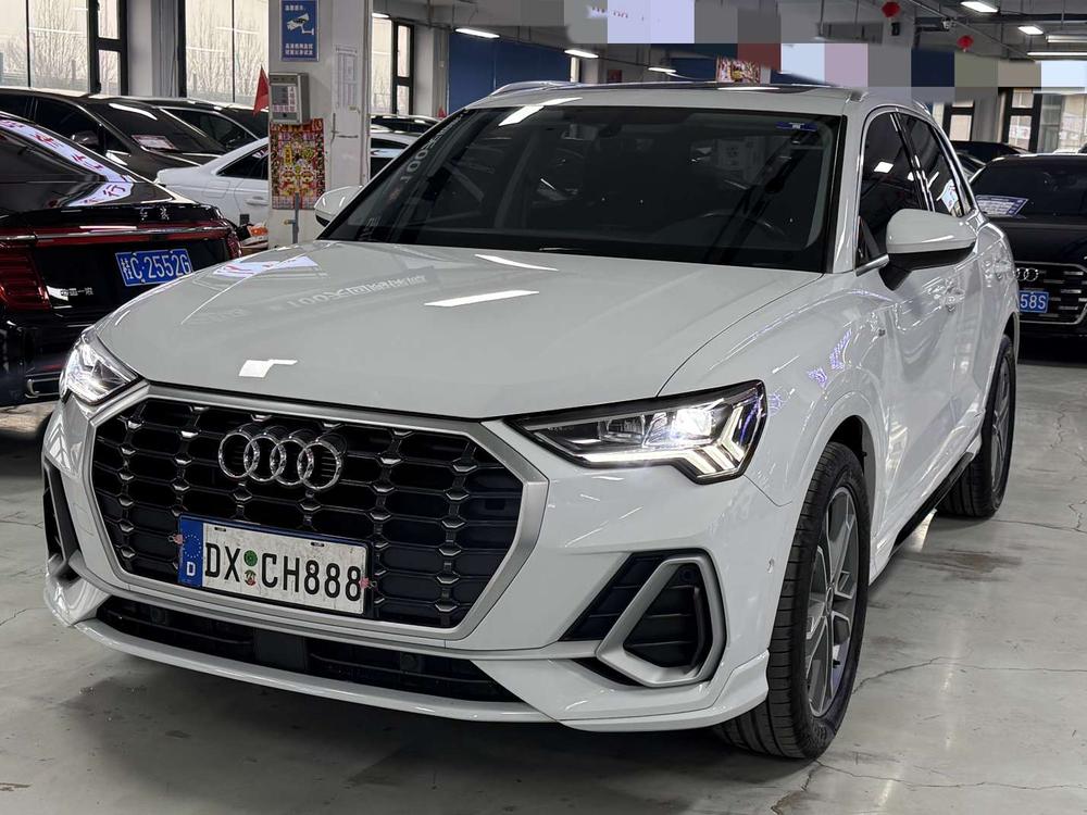 Audi Audi Q3